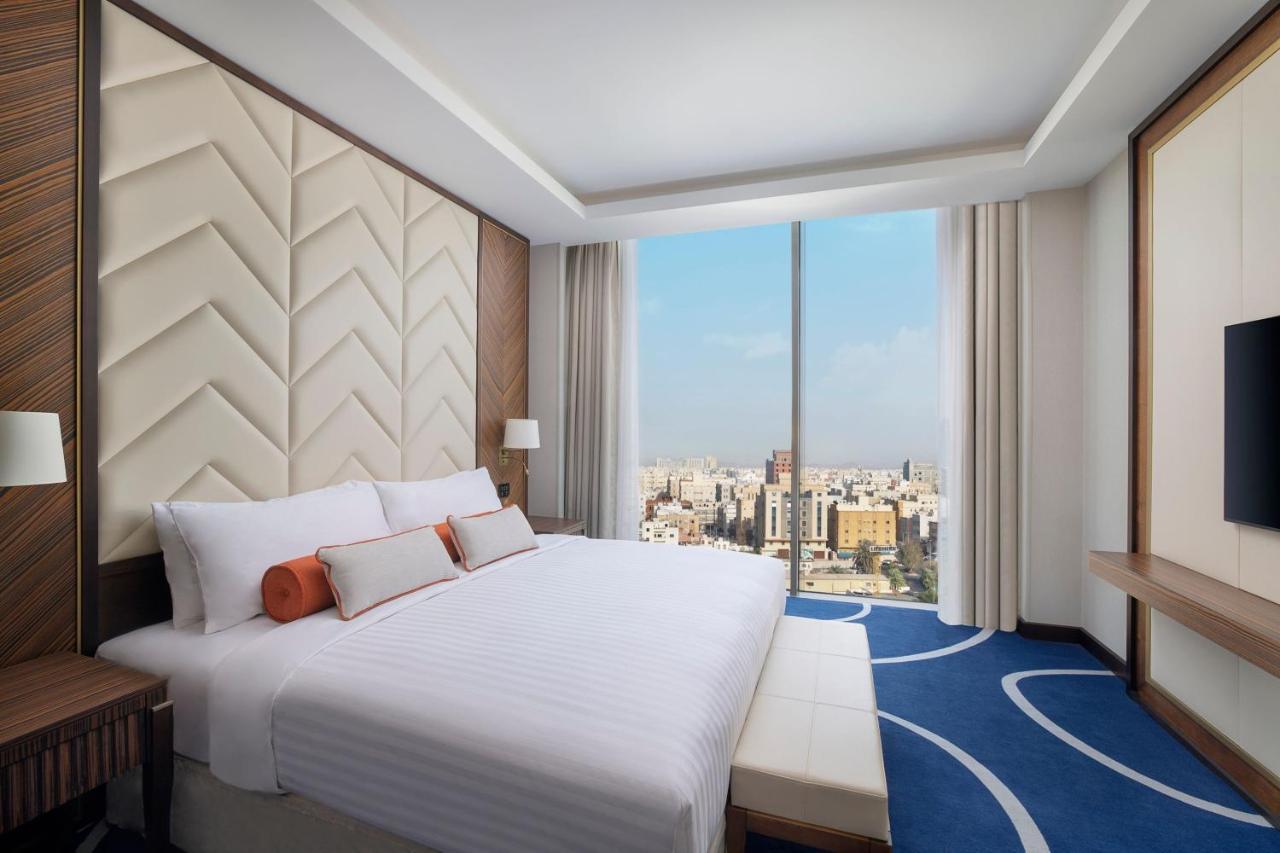 Jeddah Marriott Hotel Madinah Road 外观 照片 A bedroom at the hotel